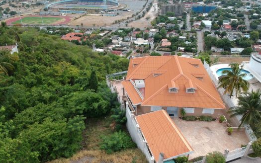 28 B Shenstone Drive, Kingston 6