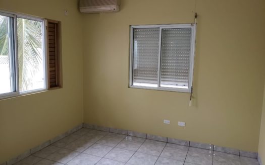 28 B Shenstone Drive, Kingston 6