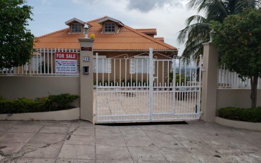 28 B Shenstone Drive, Kingston 6