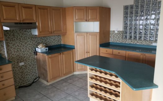 28 B Shenstone Drive, Kingston 6